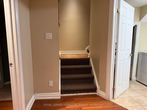 5630 Longboat Avenue, Mississauga, ON 