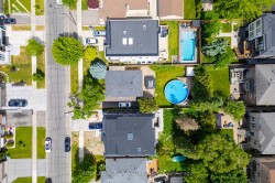 Main-313 Patricia Avenue Toronto, ON M2R 2M6