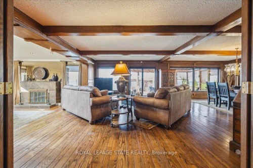 7 Lakegate Drive, Hamilton, ON 