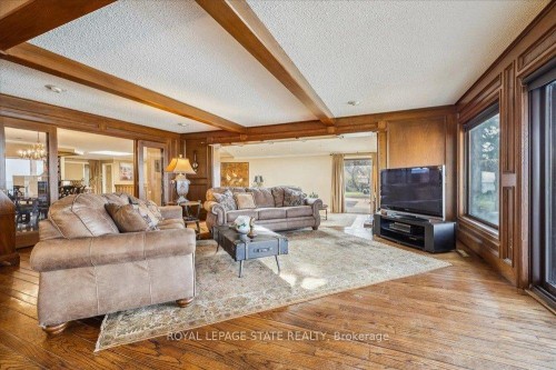 7 Lakegate Drive, Hamilton, ON 