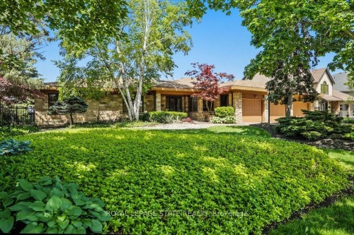 7 Lakegate Drive, Hamilton, ON 