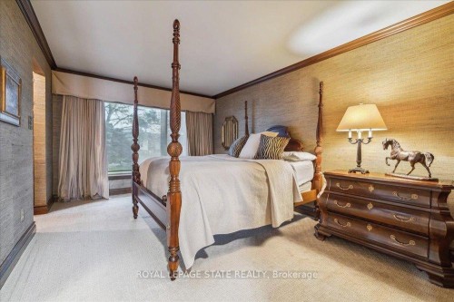 7 Lakegate Drive, Hamilton, ON 