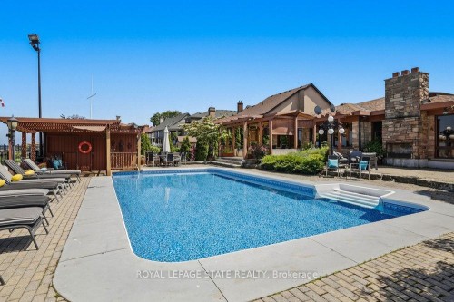 7 Lakegate Drive, Hamilton, ON 