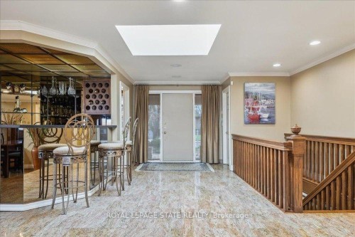 7 Lakegate Drive, Hamilton, ON 