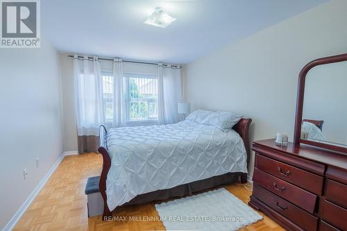 90 Ronan Crescent, Vaughan, ON 