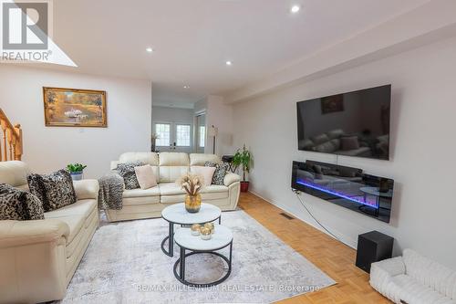 90 Ronan Crescent, Vaughan, ON 