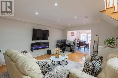 90 Ronan Crescent, Vaughan, ON 