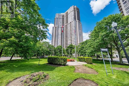 3202 - 35 KINGSBRIDGE GARDEN  Mississauga, ON L5R 3Z5