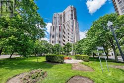 02 - 35 KINGSBRIDGE GARDEN  Mississauga, ON L5R 3Z5