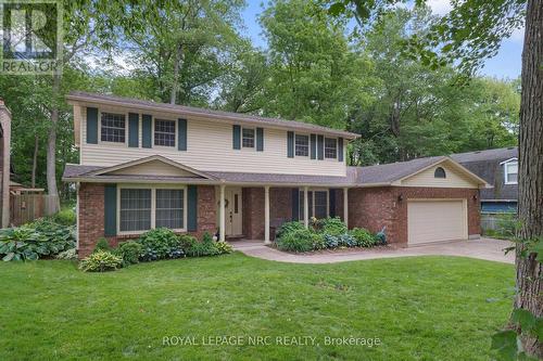 7 PARKHILL ROAD  Pelham (Fonthill), ON L3E 0J3