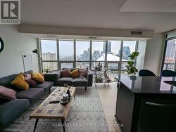 3302 - 19 GRAND TRUNK CRESCENT Toronto, ON M5J 3A3