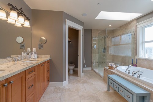 1293 Rockhampton Close, Langford, BC 