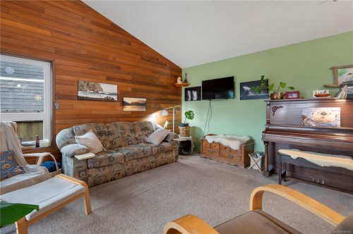 810 Shellbourne Blvd, Campbell River, BC 