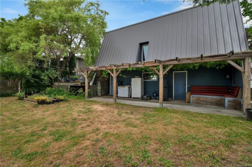 810 Shellbourne Blvd, Campbell River, BC 