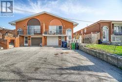 167 SHOREHAM DRIVE Toronto, ON M3N 1T3