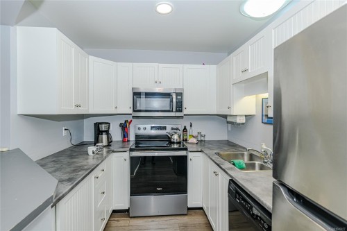 #54-2070 Amelia Ave, Sidney, BC 