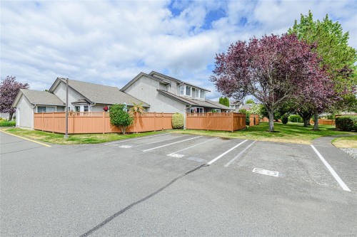 #54-2070 Amelia Ave, Sidney, BC 
