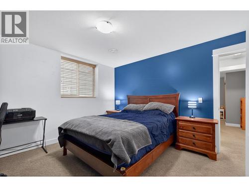 2054 Elkridge Drive, West Kelowna, BC - Indoor Photo Showing Bedroom