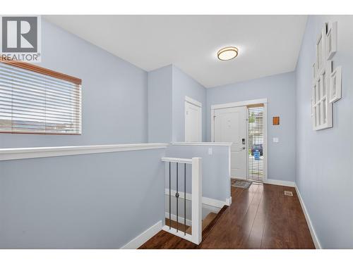 2054 Elkridge Drive, West Kelowna, BC - Indoor Photo Showing Other Room