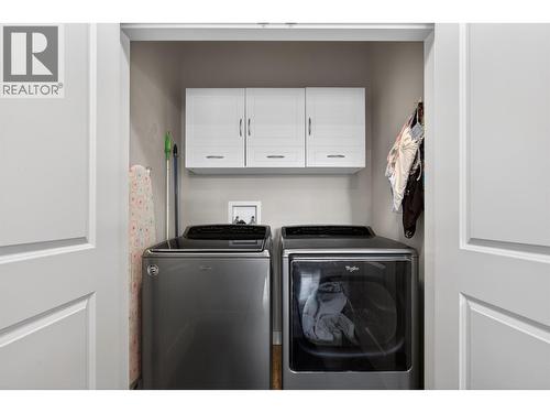 2054 Elkridge Drive, West Kelowna, BC - Indoor Photo Showing Laundry Room