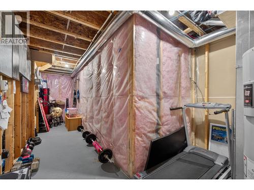 2054 Elkridge Drive, West Kelowna, BC - Indoor Photo Showing Basement