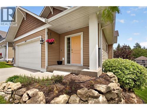 2054 Elkridge Drive, West Kelowna, BC - Outdoor