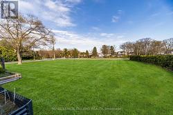 Your enormous front yard! Family soccer anyone? - 