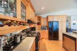 Appliances, like that gas stove, all included - 