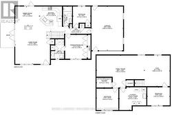 Note the LARGE laundry room w/ sink & RI 3rd bath - 
