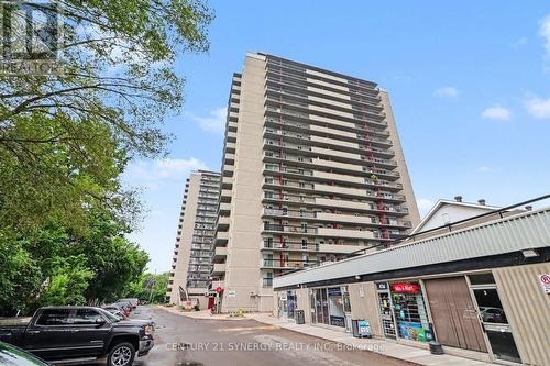 1202 - 158B MCARTHUR AVENUE  Ottawa, ON K1L 8C9