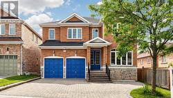 218 EMMA BROADBENT COURT  Newmarket, ON L3X 3K8