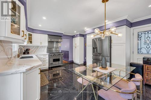 1004 Caldwell Avenue, Mississauga, ON 
