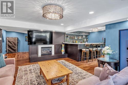 1004 Caldwell Avenue, Mississauga, ON 