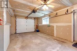 Attached 1 car garage w space for workbench - 