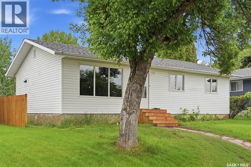 118 Smallwood Crescent, Saskatoon, SK 