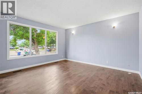 118 Smallwood Crescent, Saskatoon, SK 