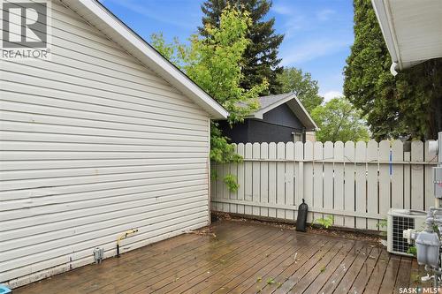 118 Smallwood Crescent, Saskatoon, SK - Outdoor With Exterior