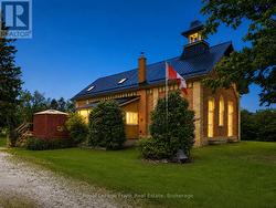 1229 THE GLEN ROAD Kawartha Lakes (Woodville), ON K0M 2T0