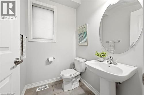 11 Morrison Drive, Ancaster, ON - Indoor Photo Showing Bathroom