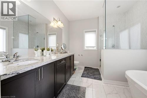 11 Morrison Drive, Ancaster, ON - Indoor Photo Showing Bathroom