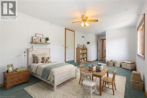 3 Ancaster Street E, Dundas, ON - Indoor Photo Showing Bedroom