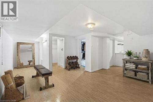 3 Ancaster Street E, Dundas, ON - Indoor