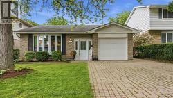 61 SAN PEDRO DRIVE  Hamilton, ON L9C 2C4