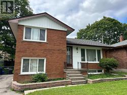 16 HIGHHILL DRIVE Toronto, ON M1T 1N6