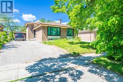 110 MARCELLA STREET Toronto, ON M1G 1L4