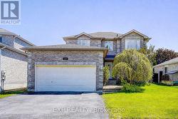 121 TUNBRIDGE ROAD Barrie, ON L4M 6T1