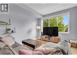 Living Room 12' x 12' - 