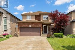 39 CITINO DRIVE  Hamilton, ON L9C 0A4