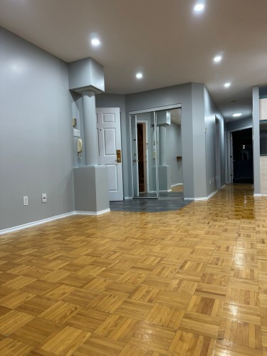 Living Room - 202-3247 Boul. Du Souvenir, Laval (Chomedey), QC 