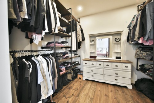 Penderie (Walk-in) - 127 Ch. De St-Dominique, Saint-Pie, QC 